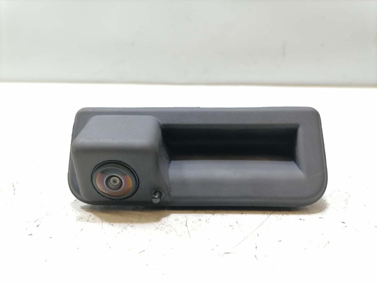 VW Passat B9 original Taster mit R&uuml;ckfahrkamera Heckklappe Kombi Bj.2024